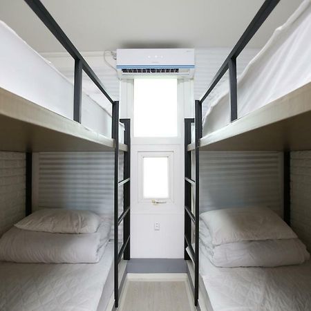 Ian Guesthouse Jeju Eksteriør billede