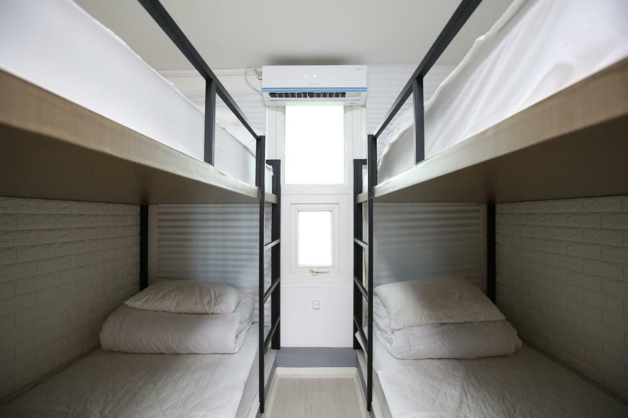 Ian Guesthouse Jeju Eksteriør billede